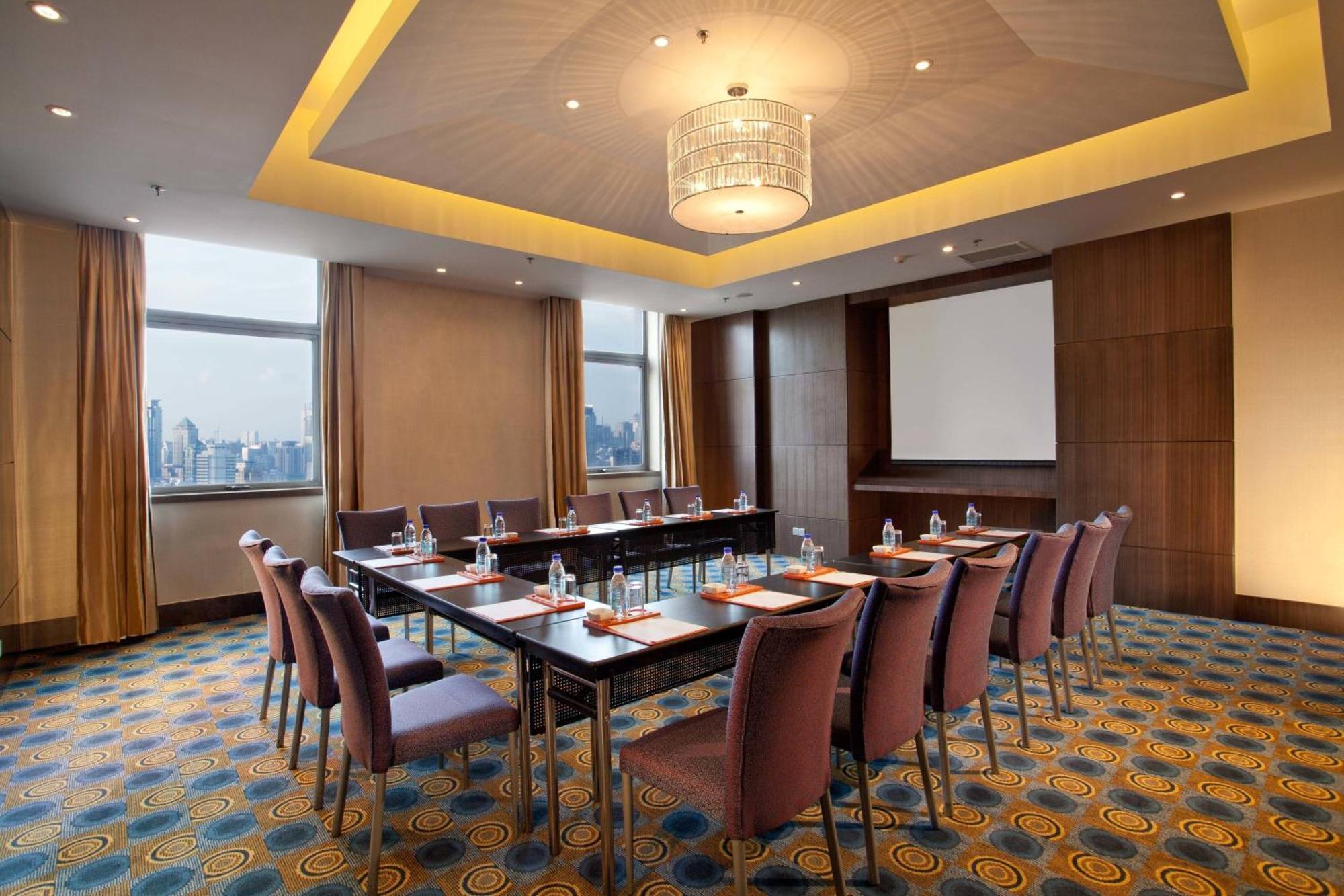 Courtyard By Marriott Shanghai Xujiahui Extérieur photo